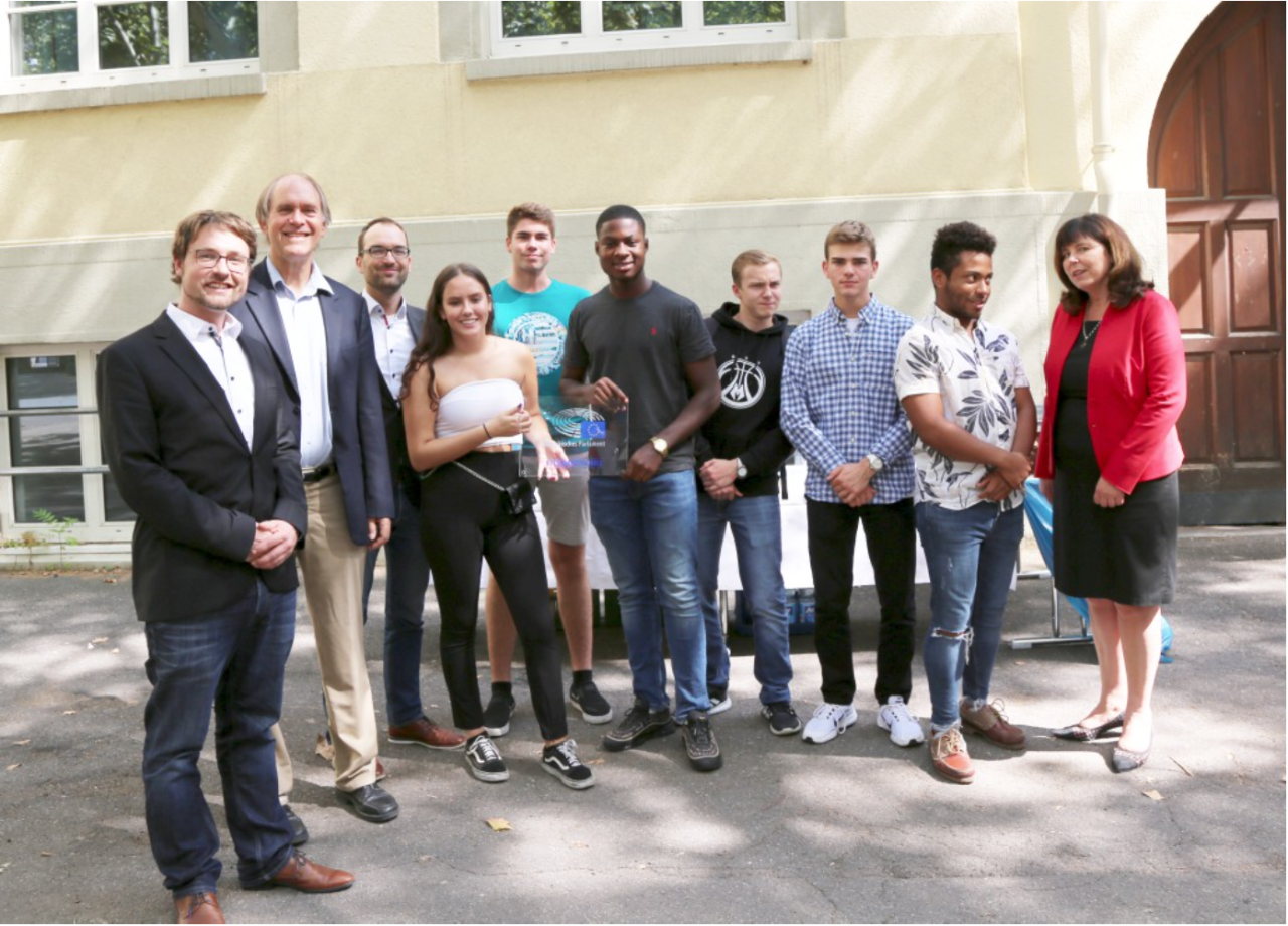 BBS Wirtschaft I ist "Botschafterschule für das Europäische Parlament